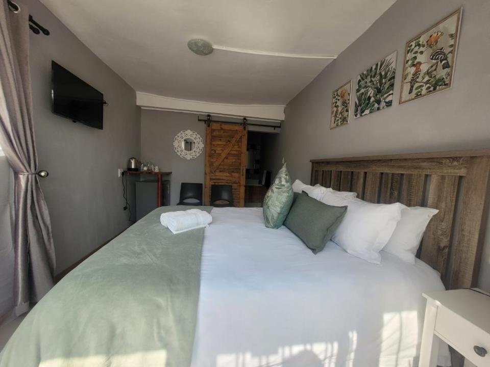 Hotel Cobblestone Court Colesberg Zimmer foto